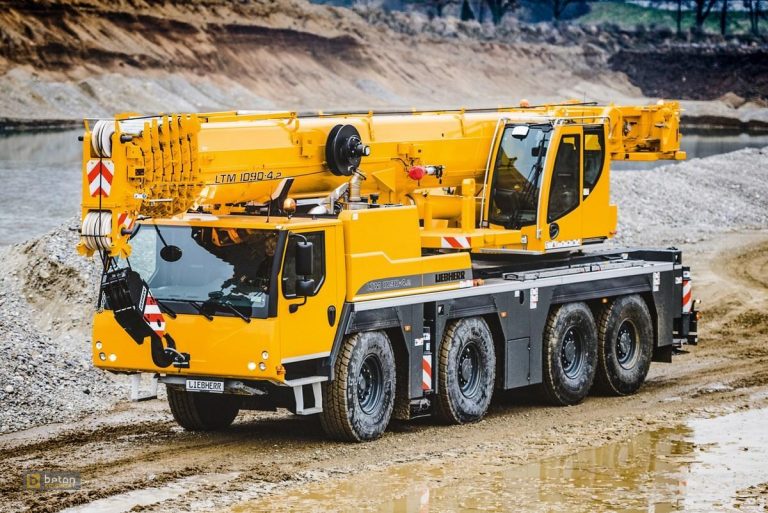 Автокран Liebherr 90т