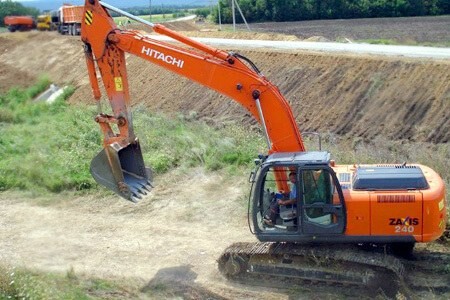 HITACHI ZX 240